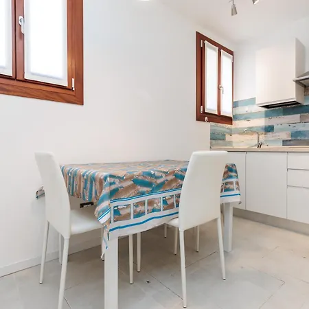 Accogliente Monolocale Veneziano1 Aria Condizionata, Vicino A Campus E Stazione Venice
